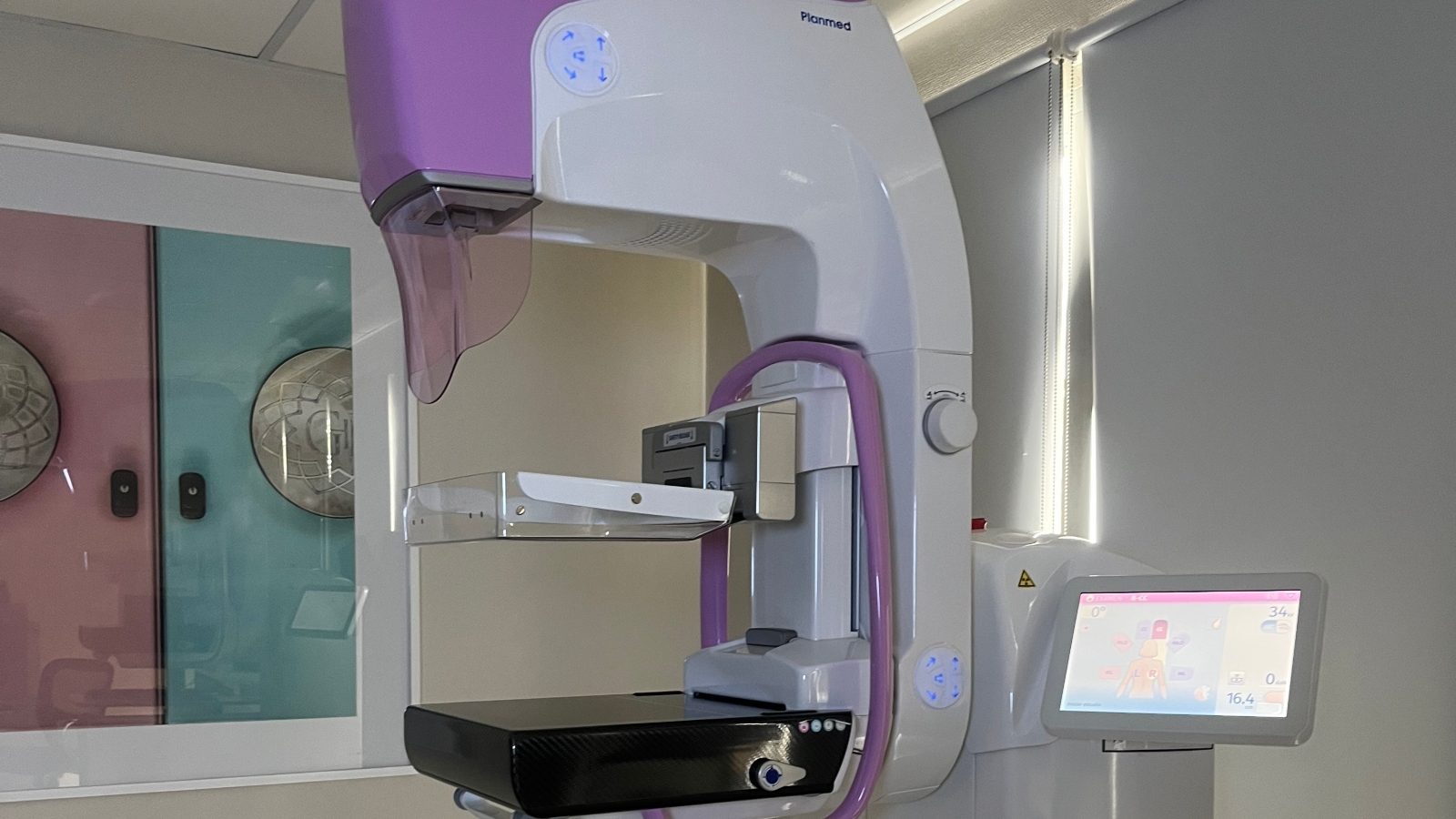 La inteligencia artificial llega a las mamografías en Centro Rossi